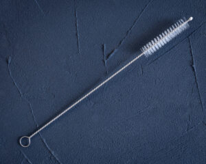 Straw cleaning brush