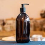 Brūna stikla pudele ar dozatoru, 500 ml