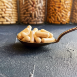 Bioloģisks Peru piparu saknes (maca) pulveris kapsulās, želatinizēts, 500 mg